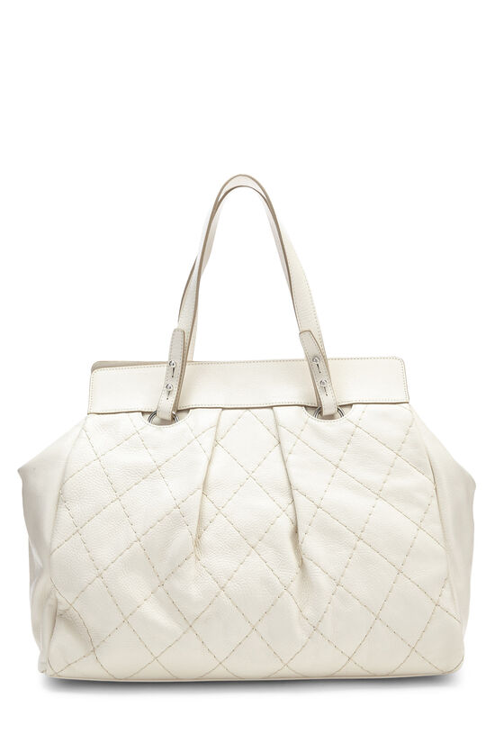 Chanel White Calfskin On the Road Tote Large Q6BBVX0FW5000