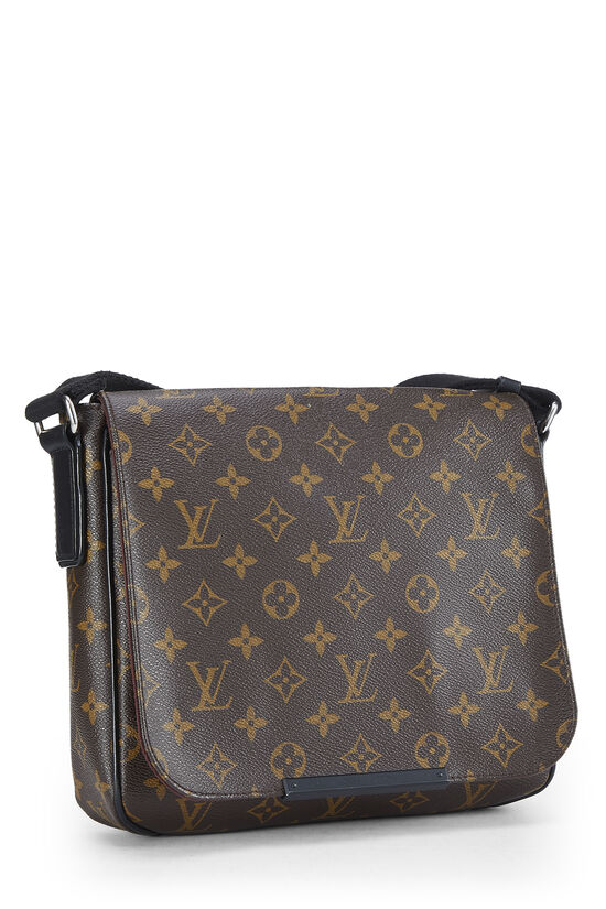 Louis Vuitton Monogram Canvas Macassar District PM QJB08ZFEKF018 
