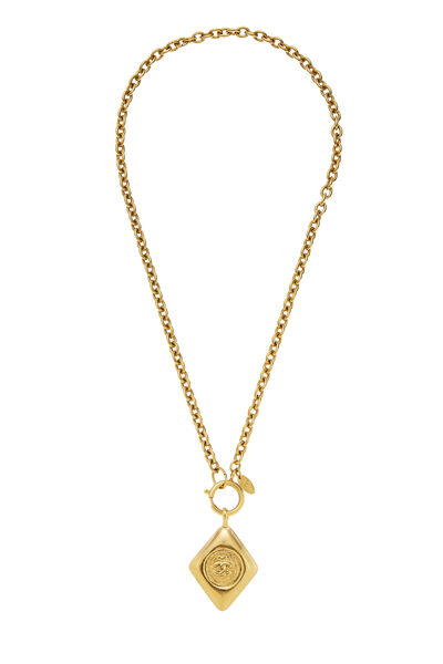 Gold 'CC' Engraved Necklace Medium