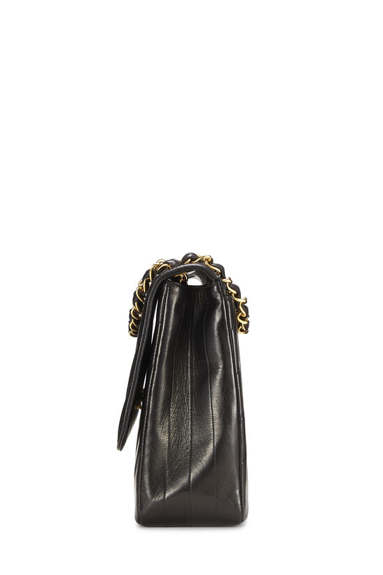 CHANEL Kelly Caviar Handbag Bag Black Flap Leather Gold Hardware ref.266651  - Joli Closet