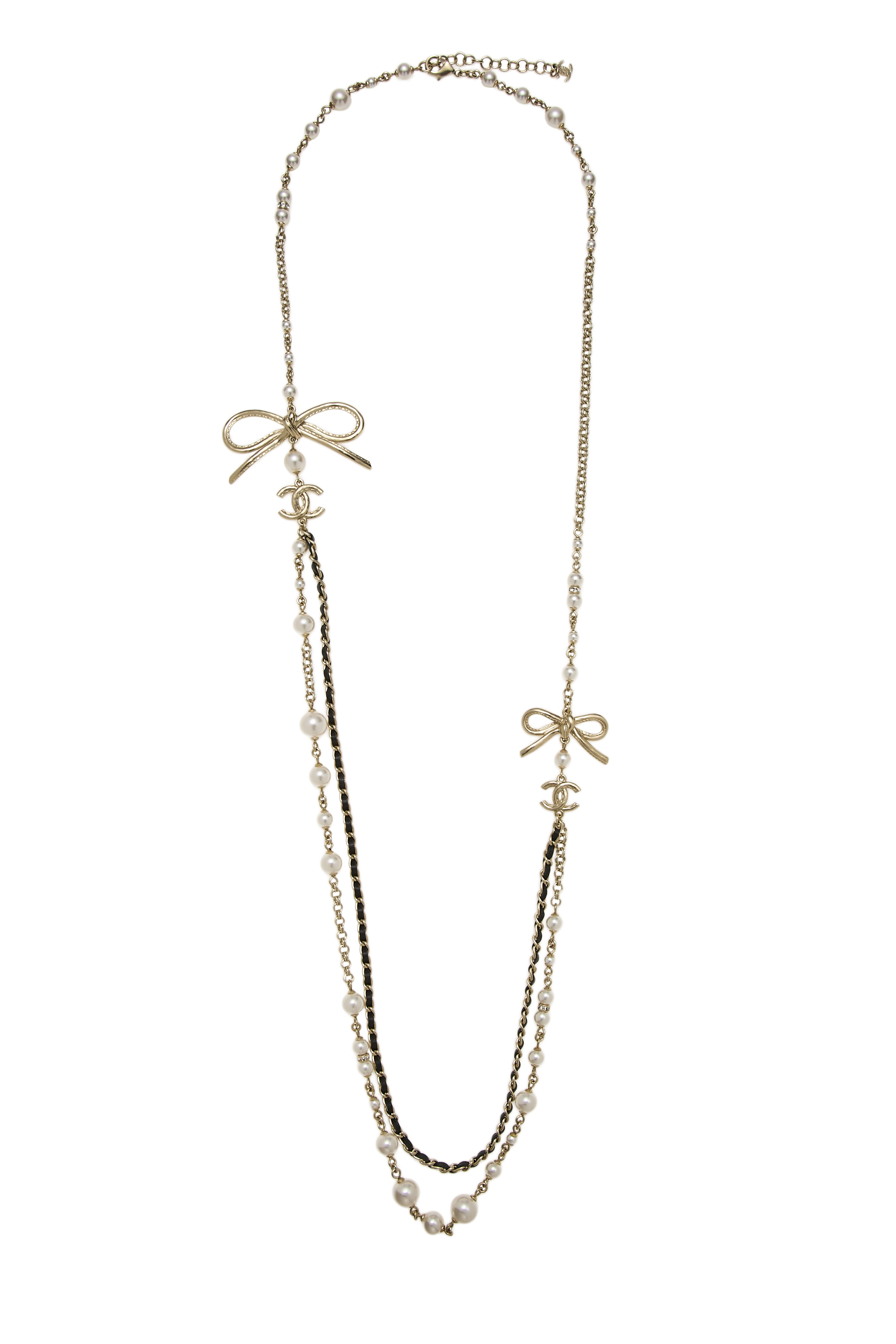 Women's Chanel Gold Faux-Pearl 'CC' Bow Necklace in Gold