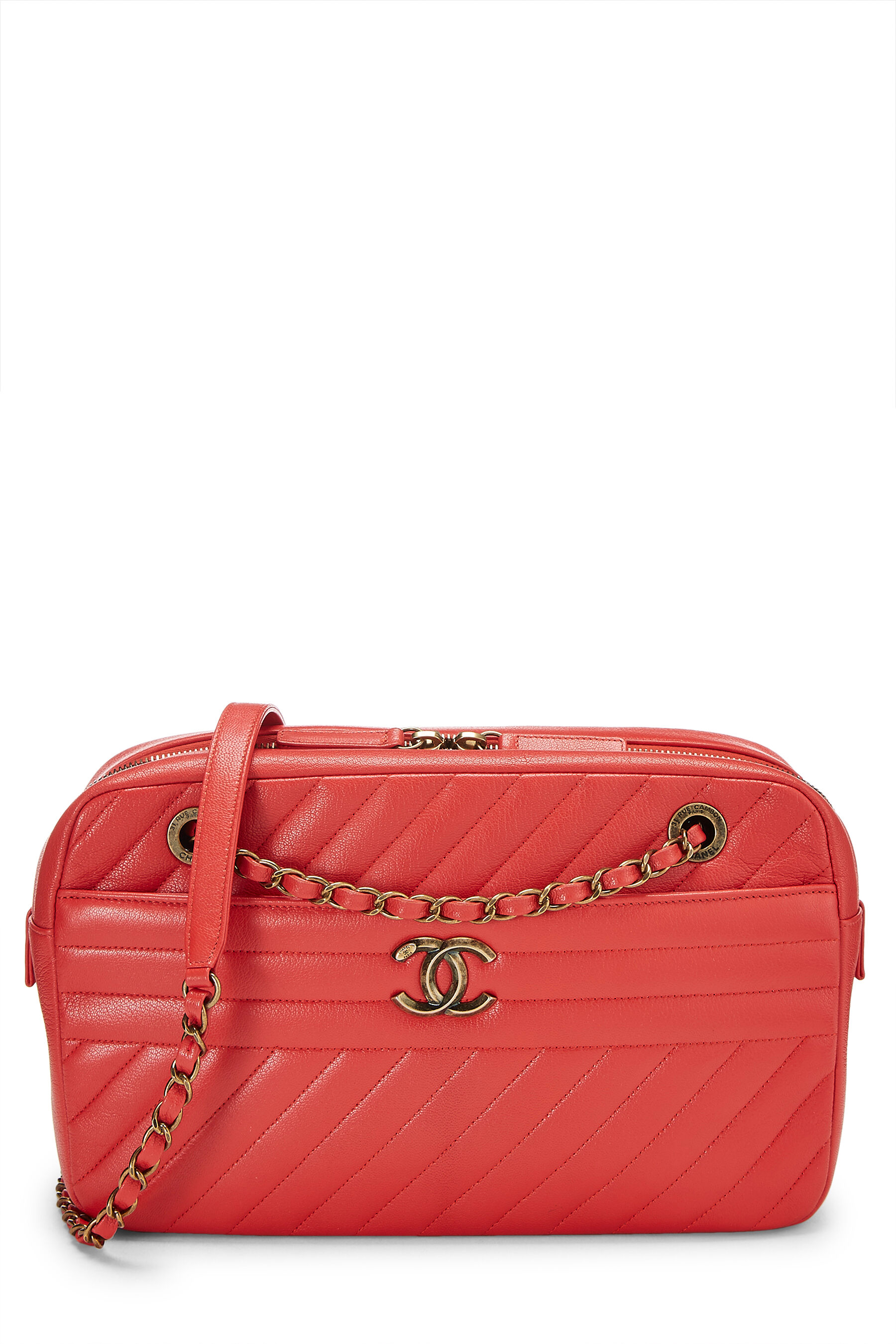 Chanel - Red Quilted Lambskin Diagonal Camera Bag Large