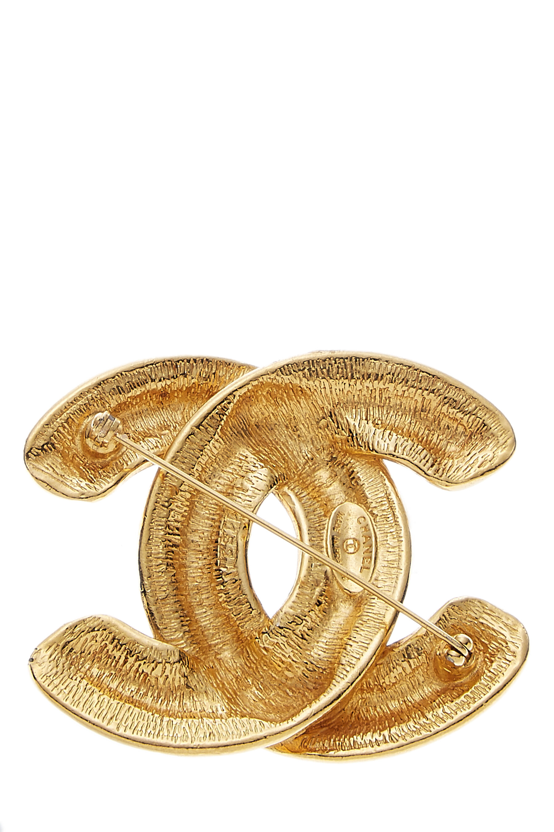 Chanel Gold 'CC' Turnlock Pin Large Q6J0NM17D5048