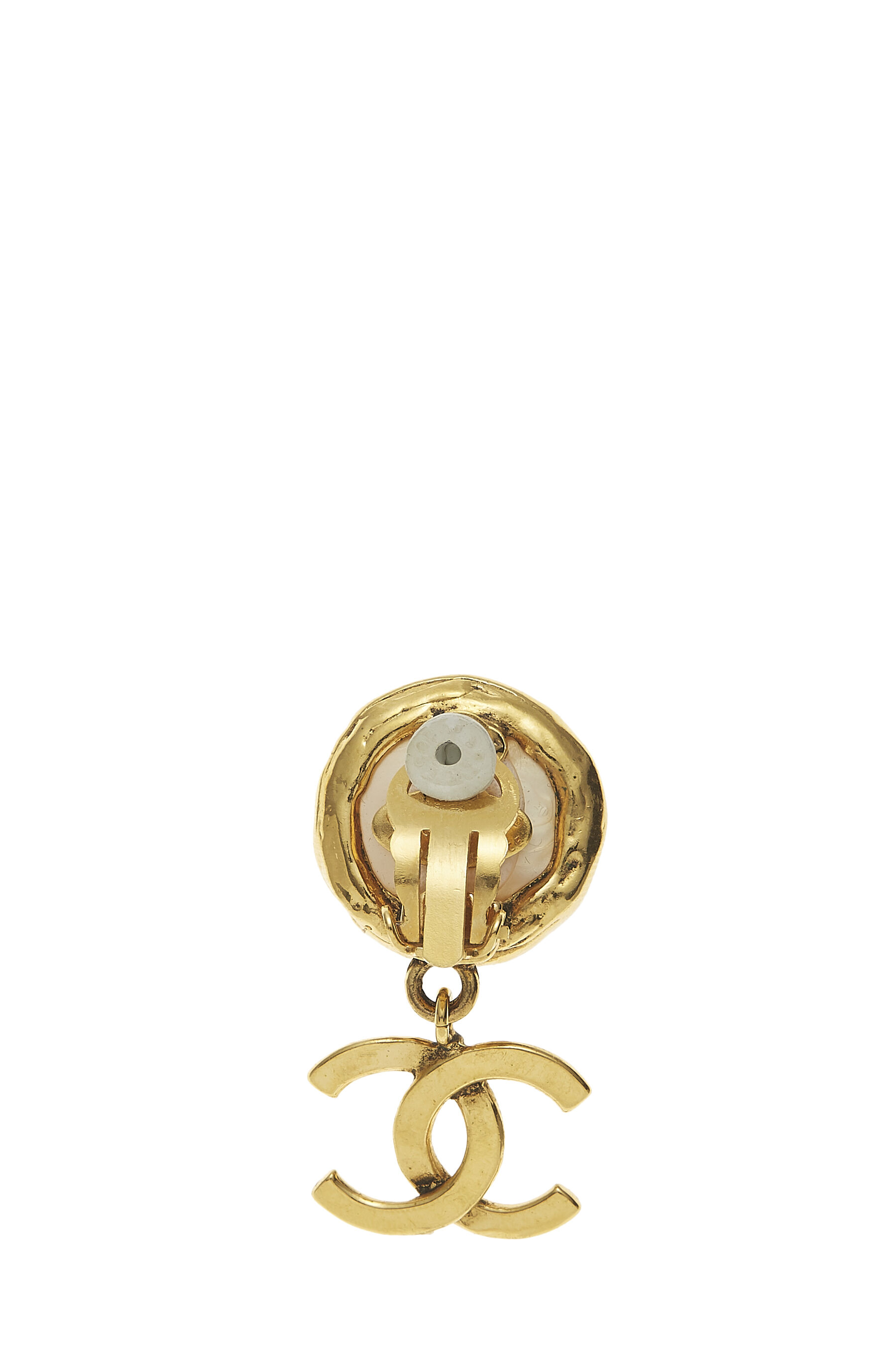 CHANEL Metal Pearl CC Dangle Earrings Gold 1300085