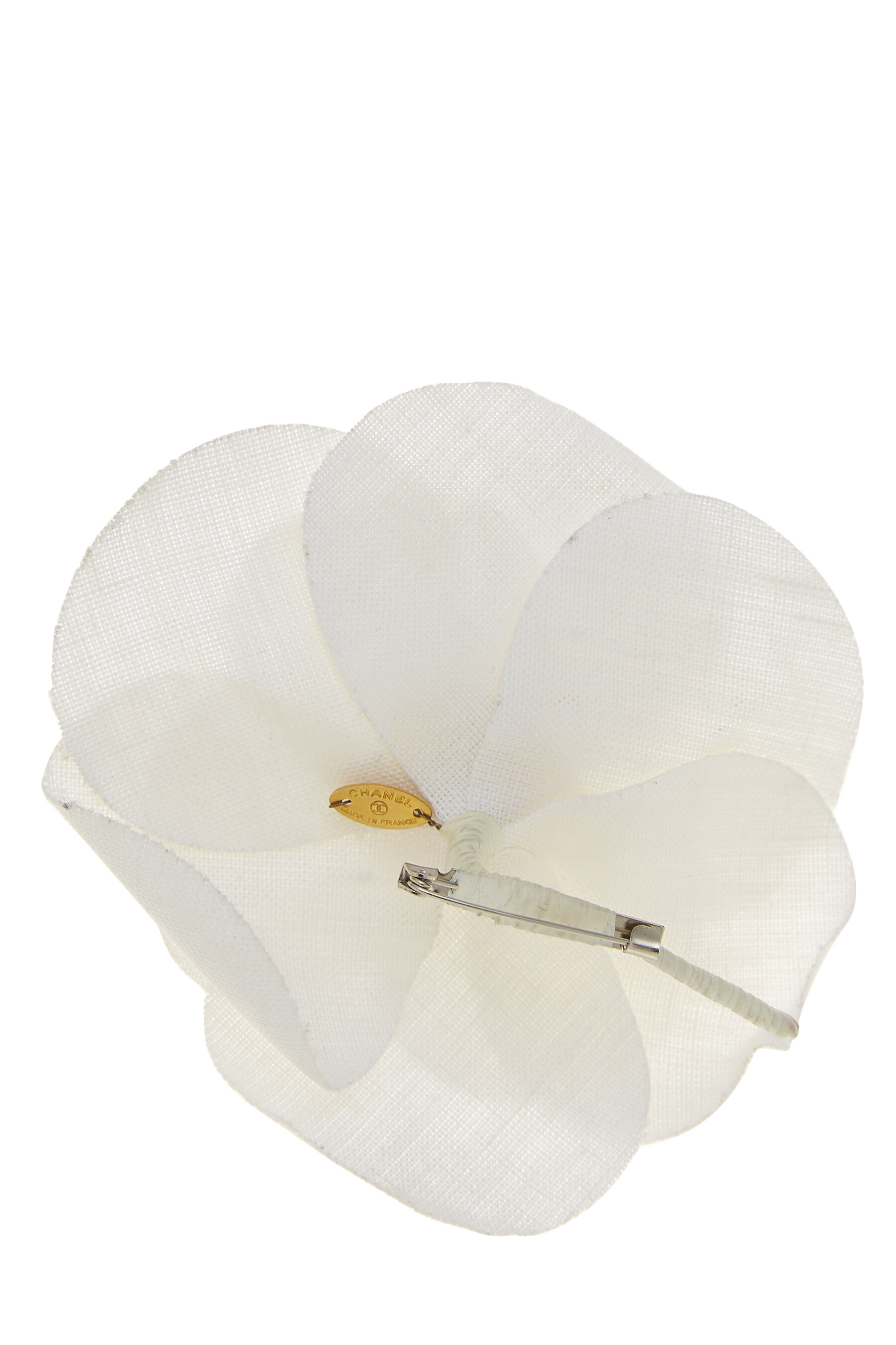 Chanel White Linen Camellia Brooch Q6A1SH5RWB000