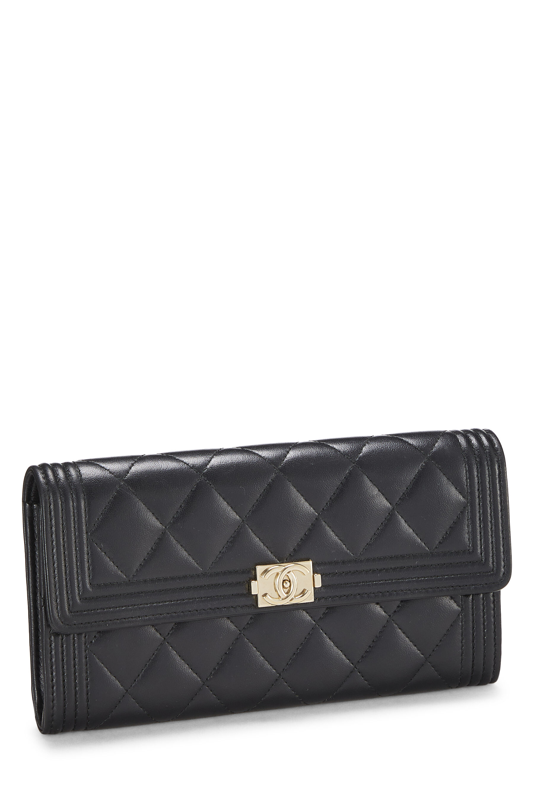 Boy leather wallet Chanel Black in Leather - 36223930